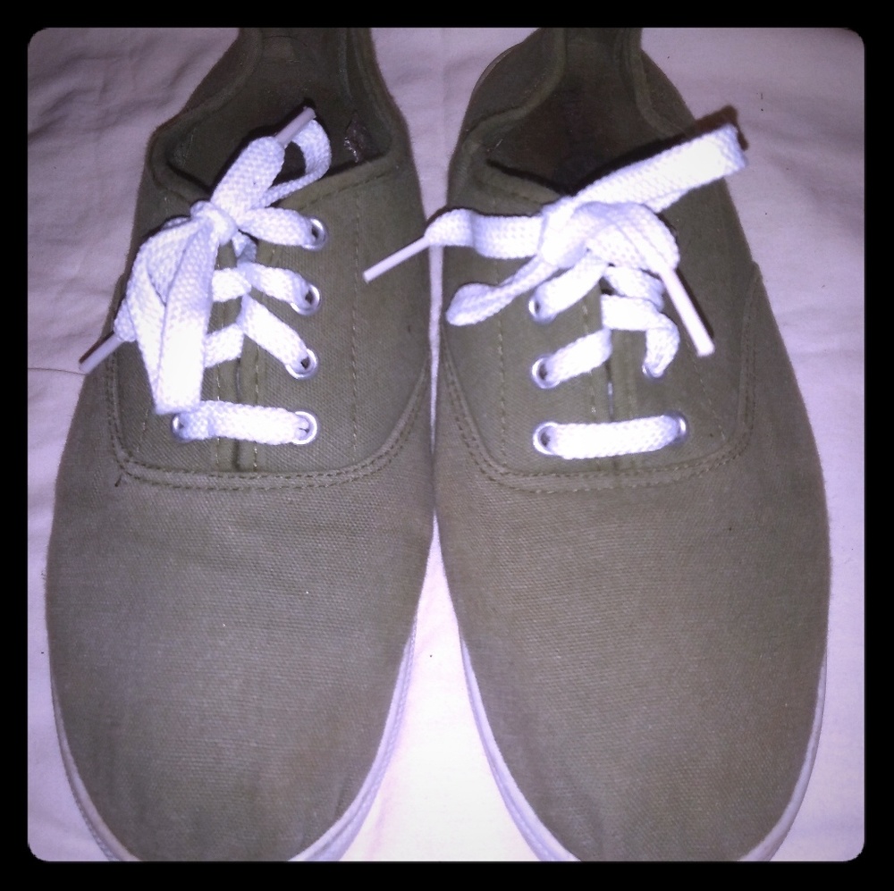 Lady's shoes
